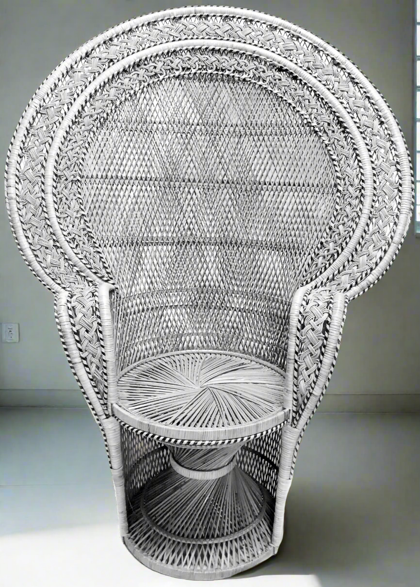 White Regal Peacock Chair