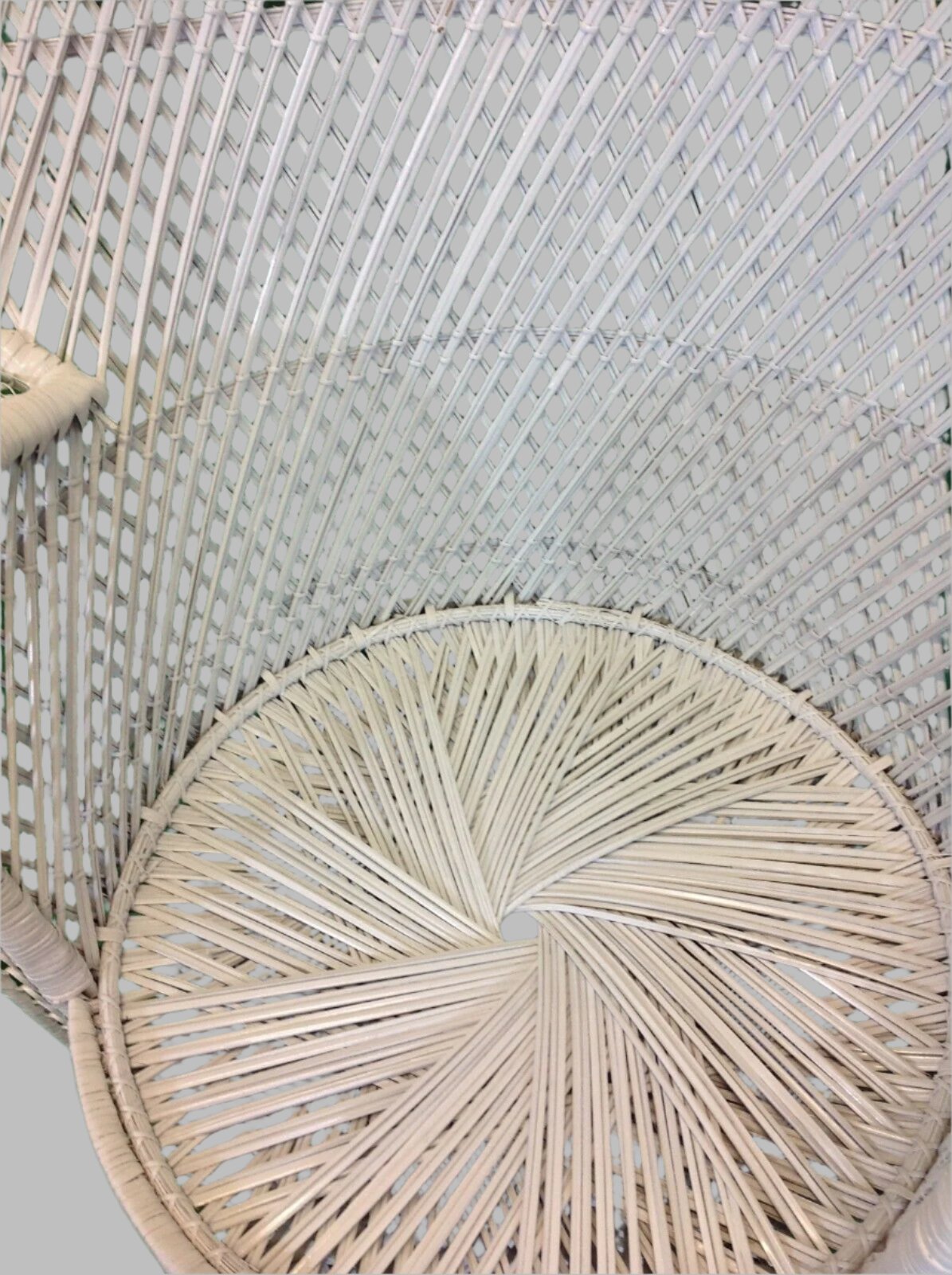Wicker/Natural Rattan White Twistbase Peacock chair  seat